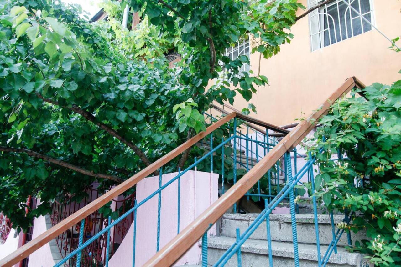 Ланжероновская Угол Дерибасовская Apartment Odessa Bilik gambar